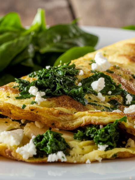 Griechisches Omelette mit Spinat & Feta