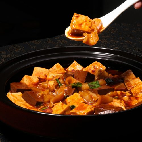 Veganer Linseneintopf mit Räuchertofu