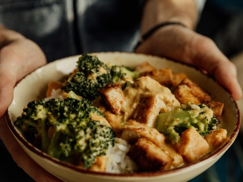 Meal Prep: Tofu-Gemüse-Reis