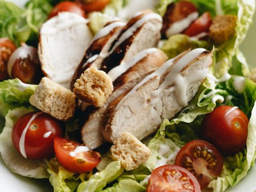 Salat mit Hähnchenbrust